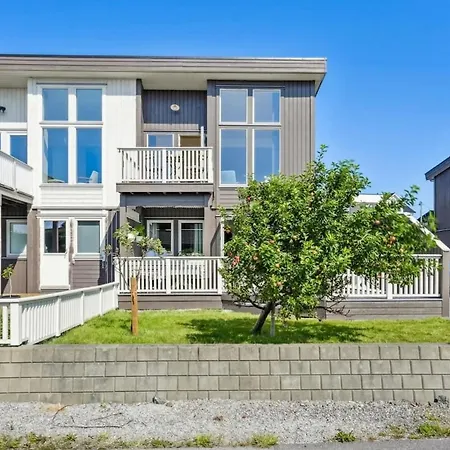 Moderne Naert Alesund 公寓 Valderoya